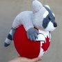 Canadaball_with_Raccoon_SIde2