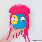 Palauball_with_a_jellyfish_hat (1)